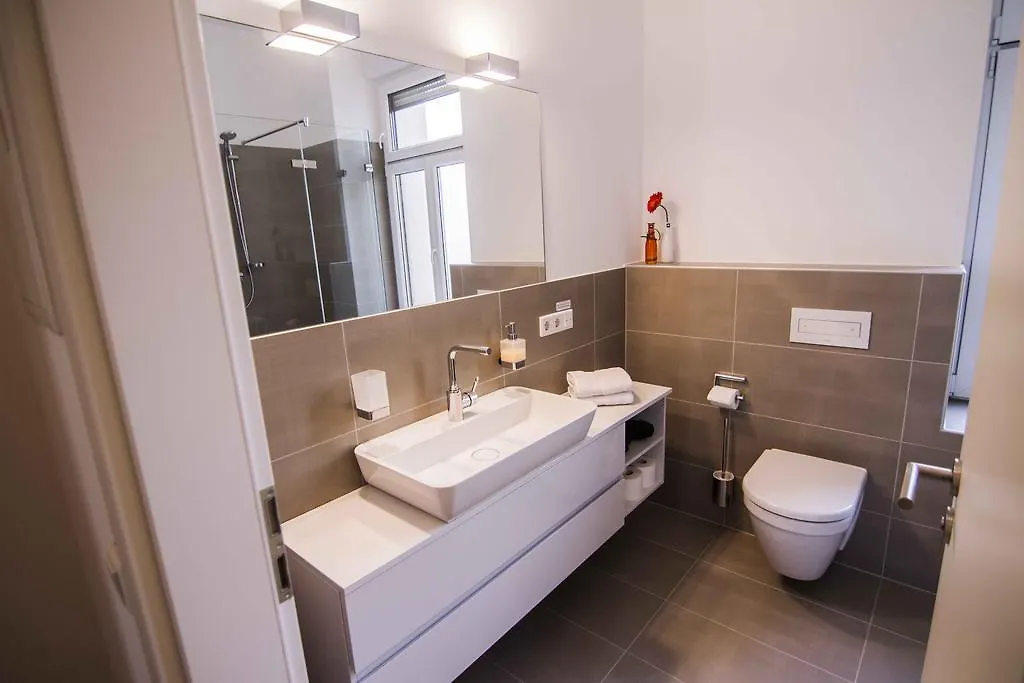 Helvetia Suites Düsseldorf 4*,  Germania