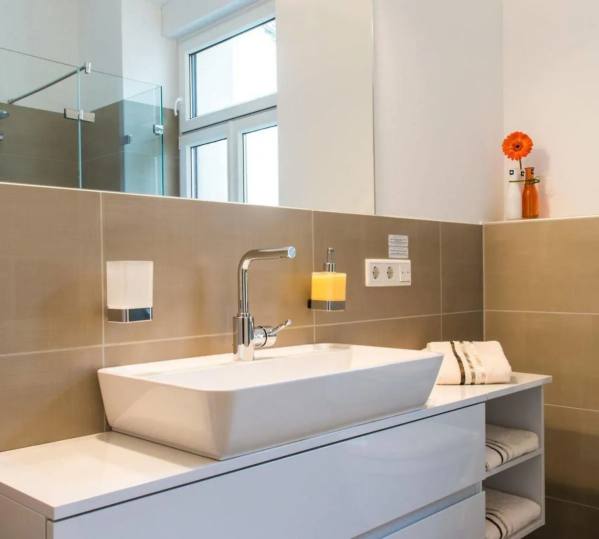 Helvetia Suites Düsseldorf Aparthotel